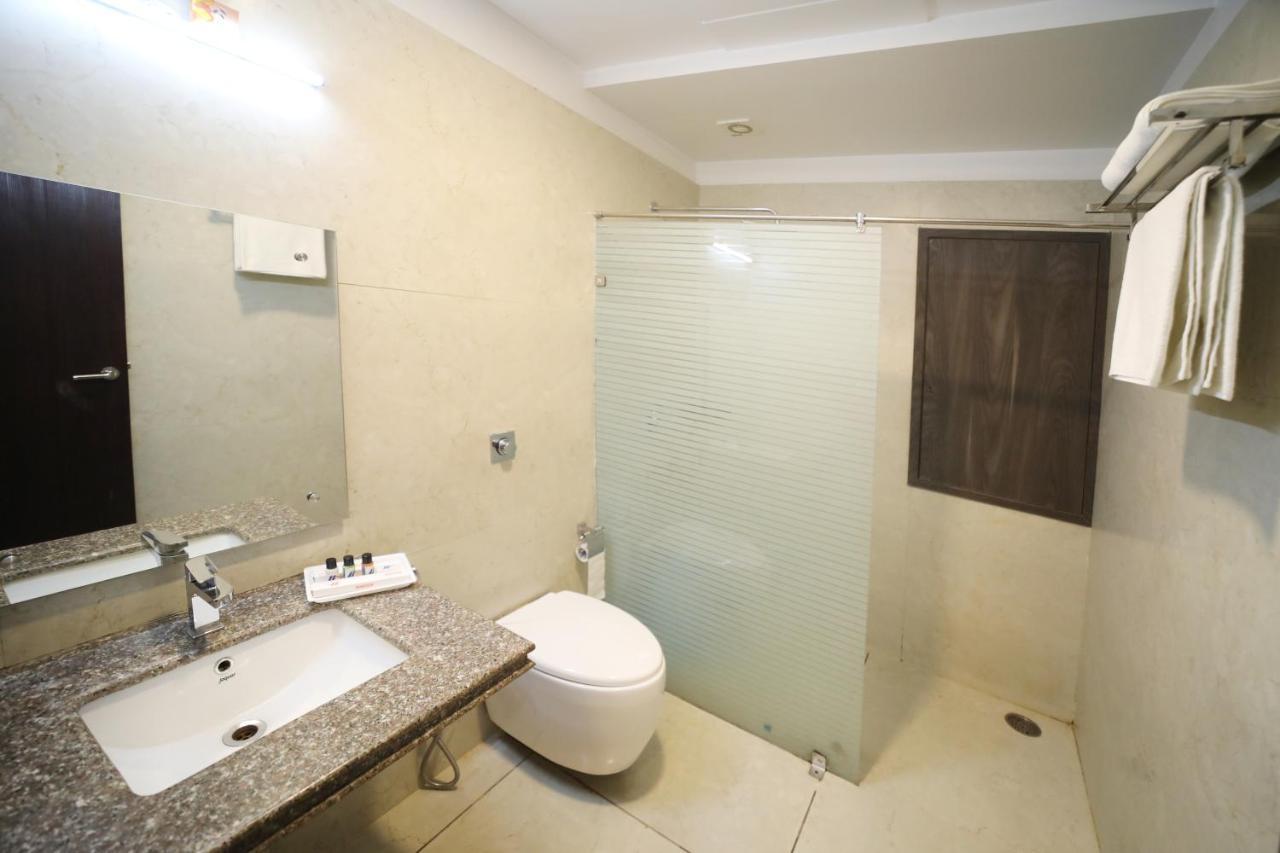 Hotel Panchsheel Ayodhya 외부 사진