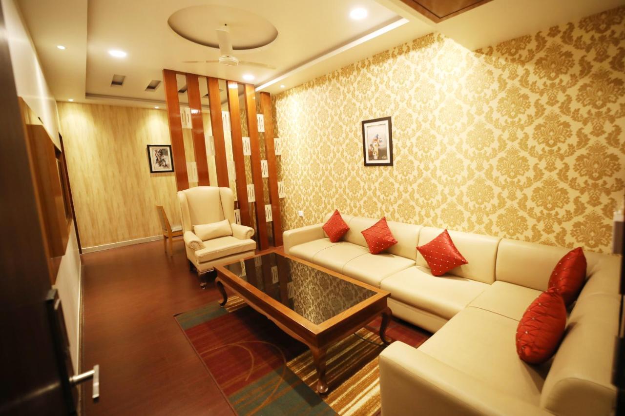 Hotel Panchsheel Ayodhya 외부 사진